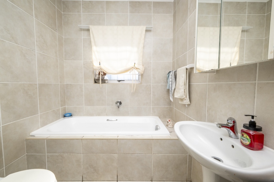 3 Bedroom Property for Sale in Sonkring Western Cape